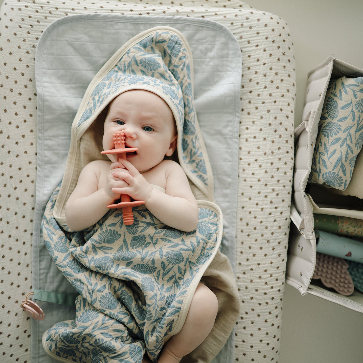 Versatile Quilted Diaper Caddy - Nursery Organizer by Mushie