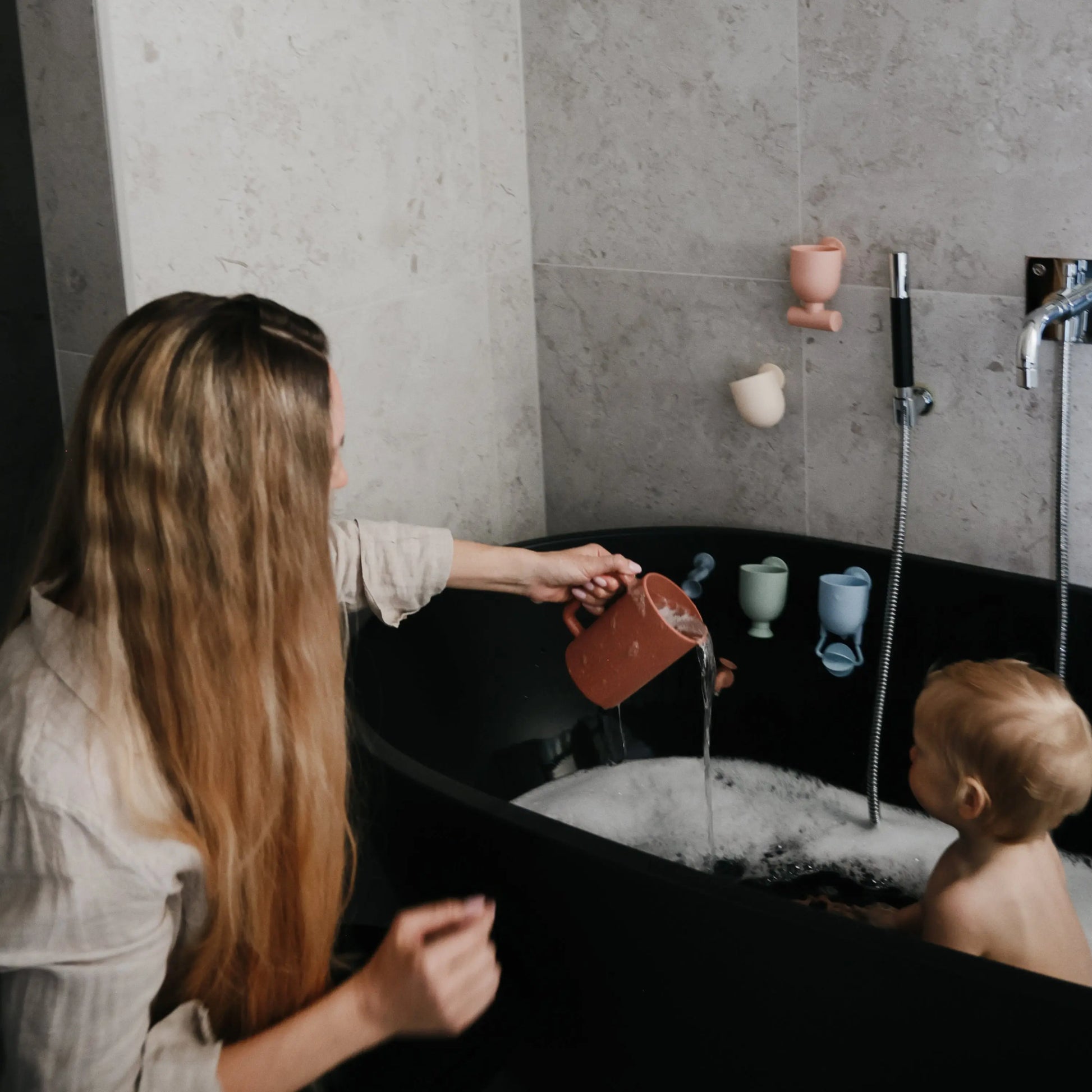 Pour And Play Bath Set Toy For Engaging Bath Time Fun Mushie