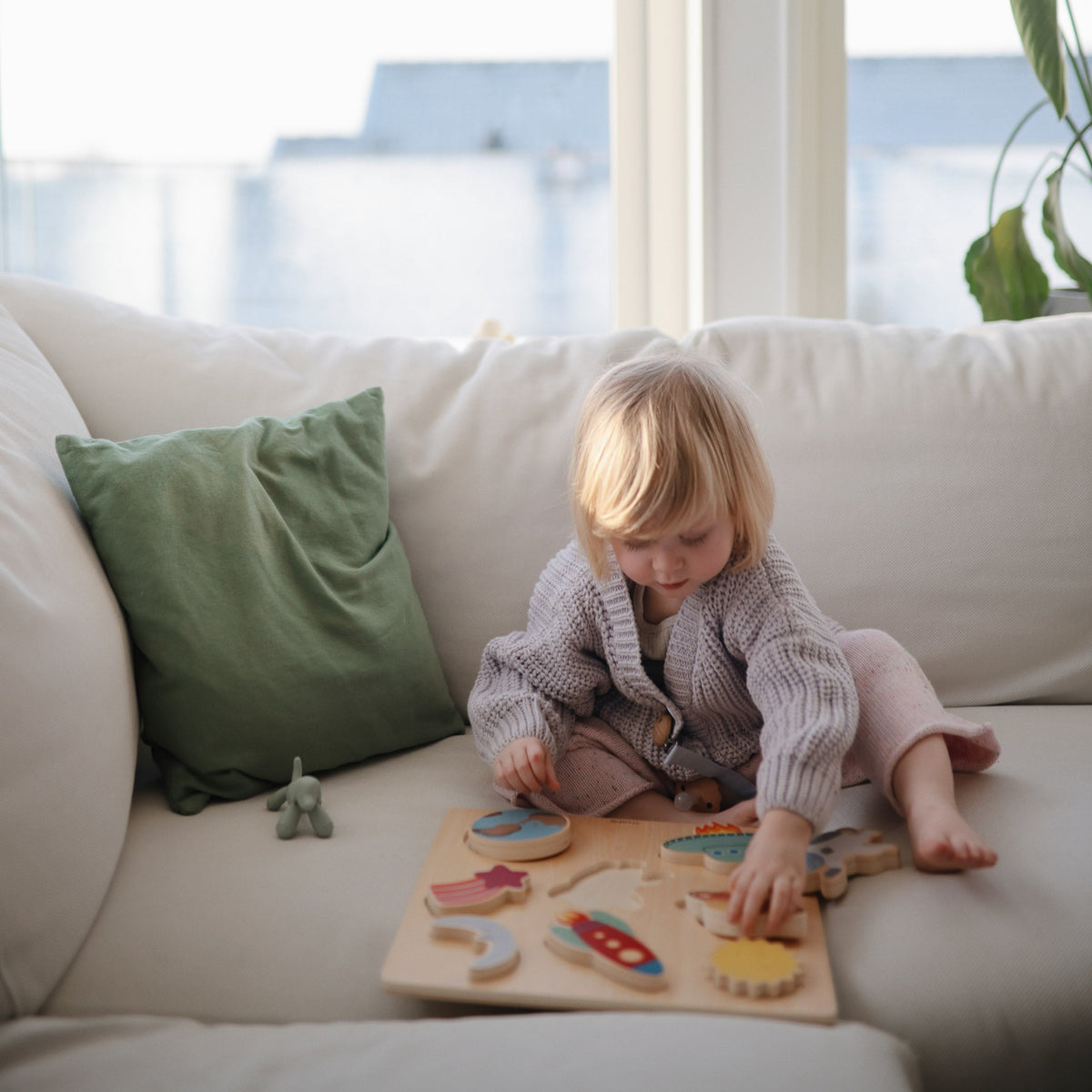 Mushie natural wooden puzzle, educational toy for organic baby.