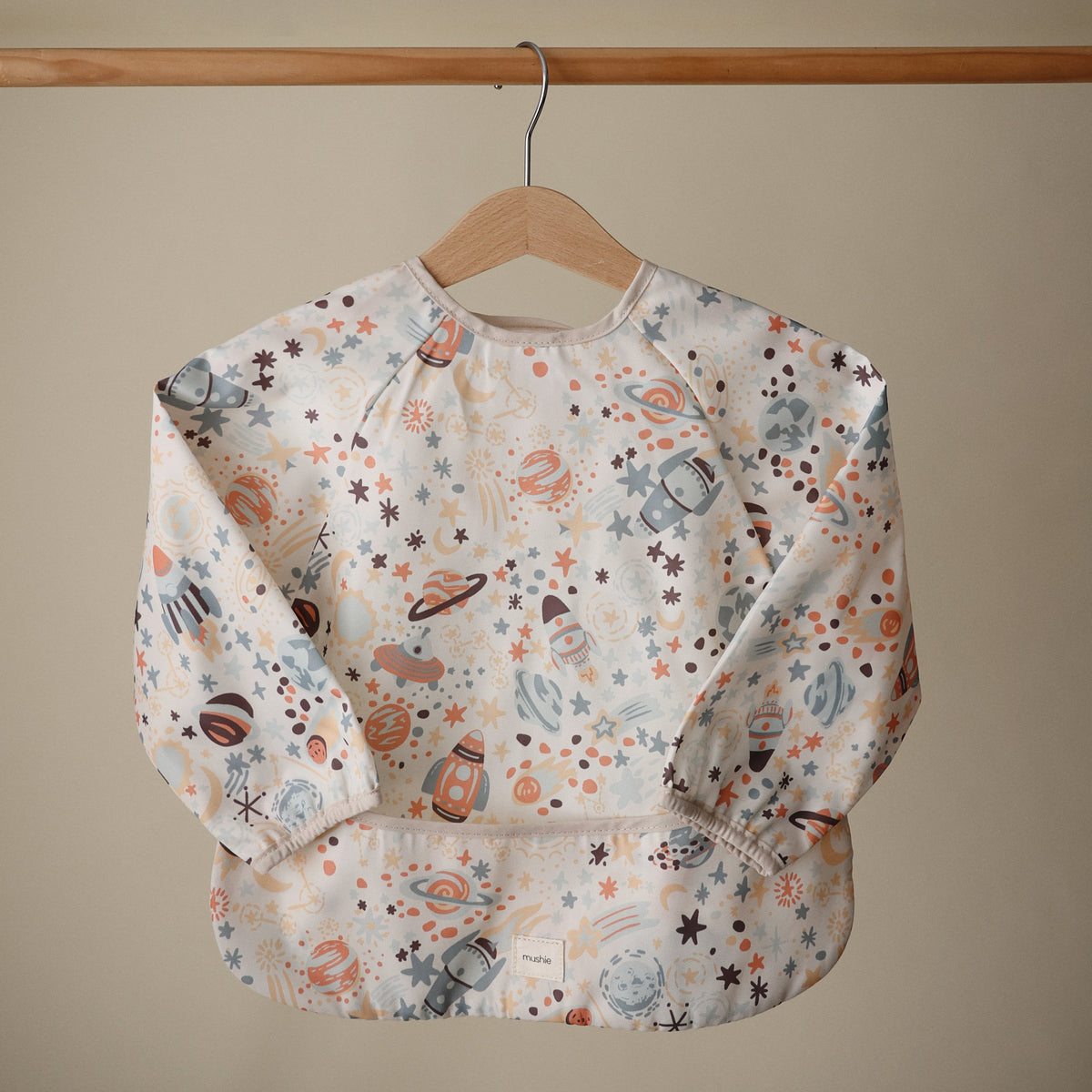 Long Sleeve Bib, 6-24 Months by Mushie