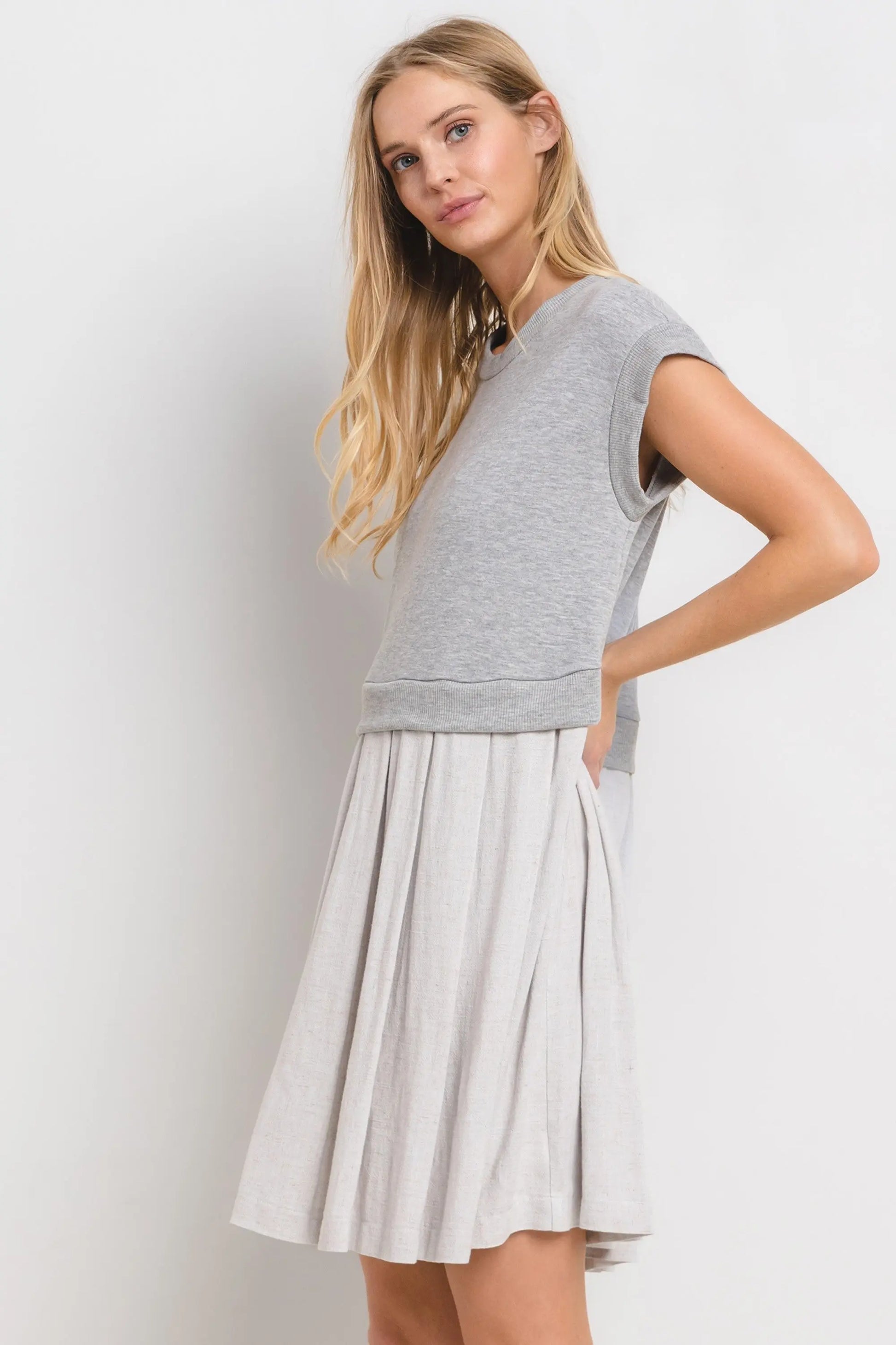 PinkBlush PinkBlush Grey Contrast Pleated Mini Dress for Fashion-Forward Women - Apparel & Accessories > Clothing > Dresses