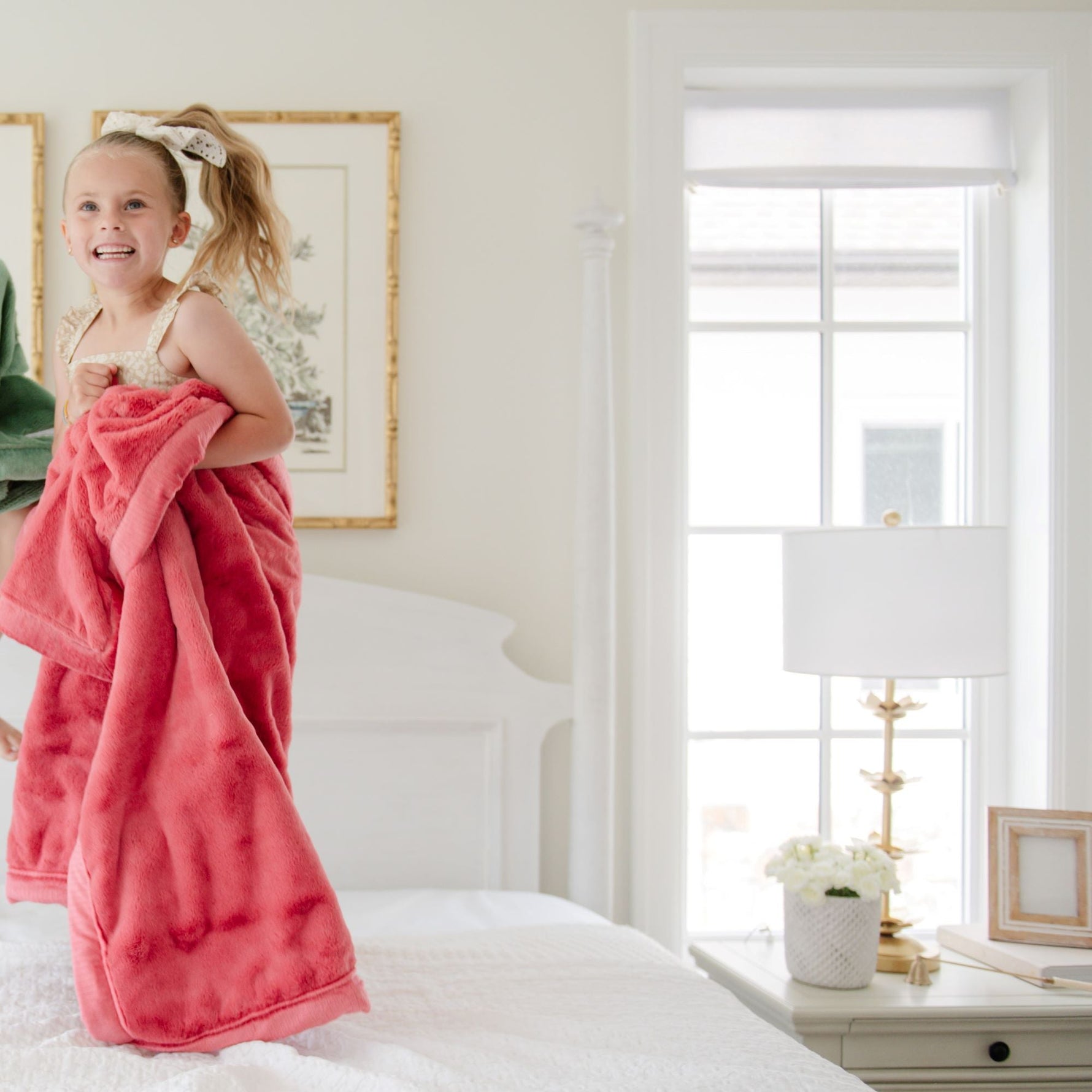 Saranoni Lush Toddler Blanket, plush and cozy for toddlers
