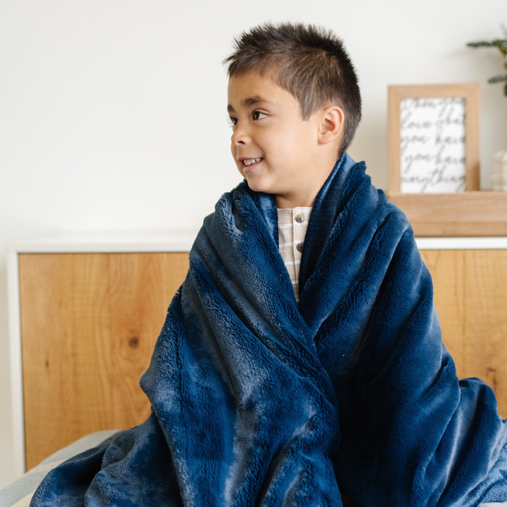 Saranoni super soft lush toddler blanket
