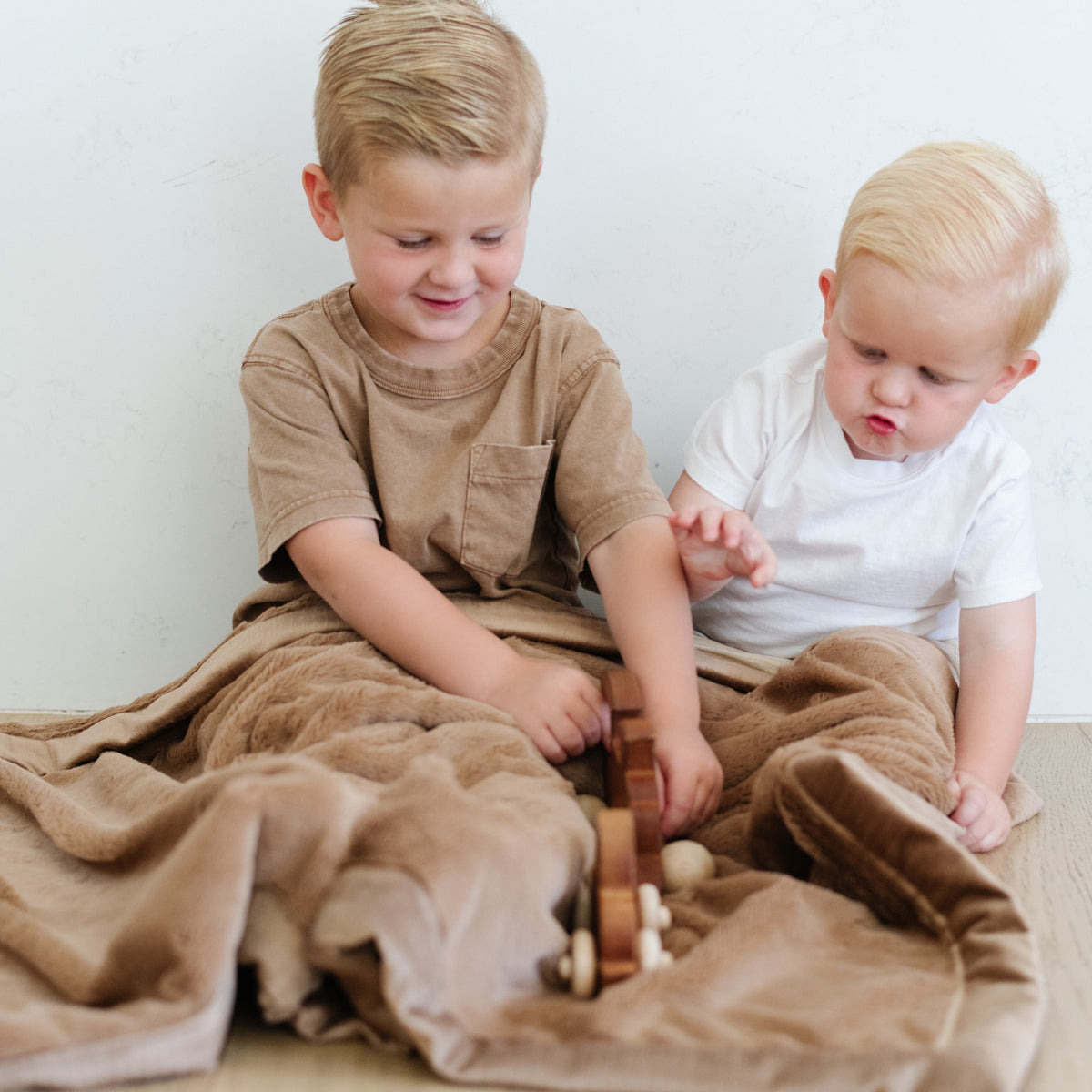Saranoni Lush Toddler Blankets, ultra-soft and luxurious.