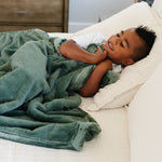 Saranoni lush toddler blanket, incredibly soft and cozy.