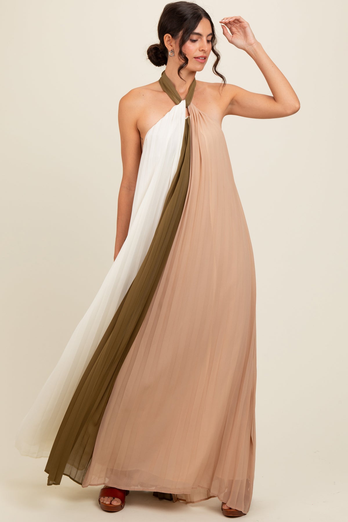Olive Colorblock Pleated Halter Neck Maxi Dress by PinkBlush