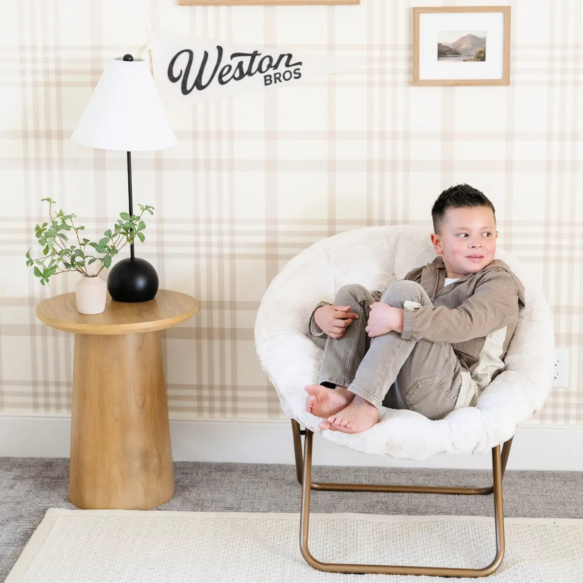 SAUCER CHAIR - Furniture, Comfort, Living room, Chair, Fur | Everetts Place