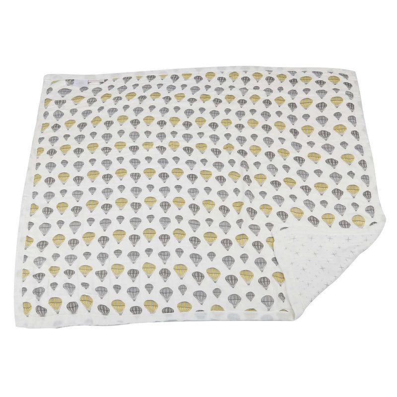 Newcastle Classics hot air balloon and North Star bamboo muslin blanket.
