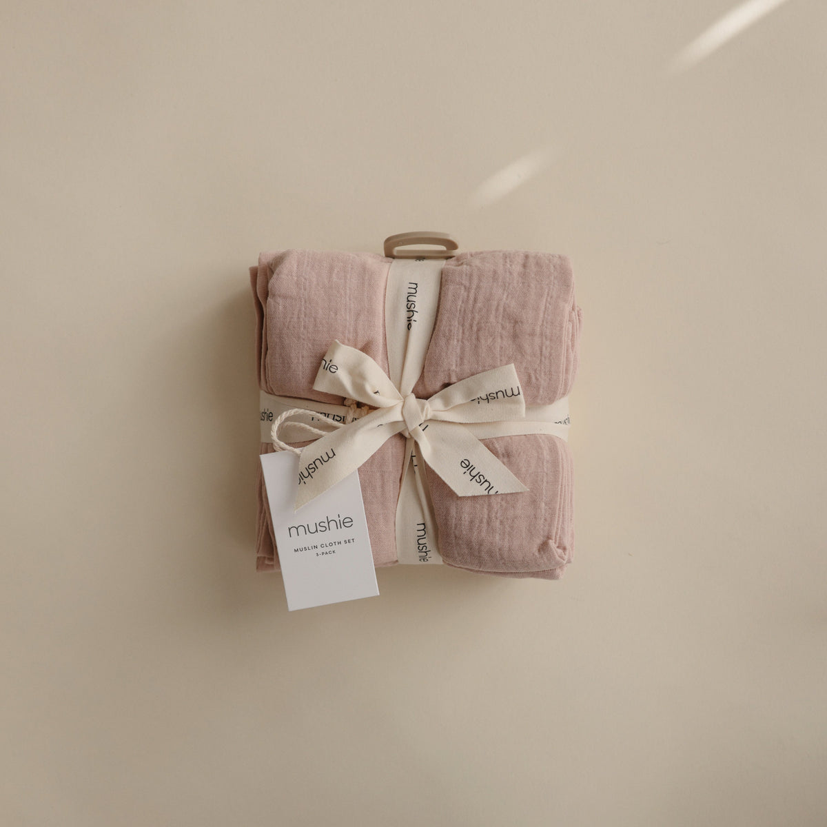 Mushie organic cotton muslin cloths 3-pack
