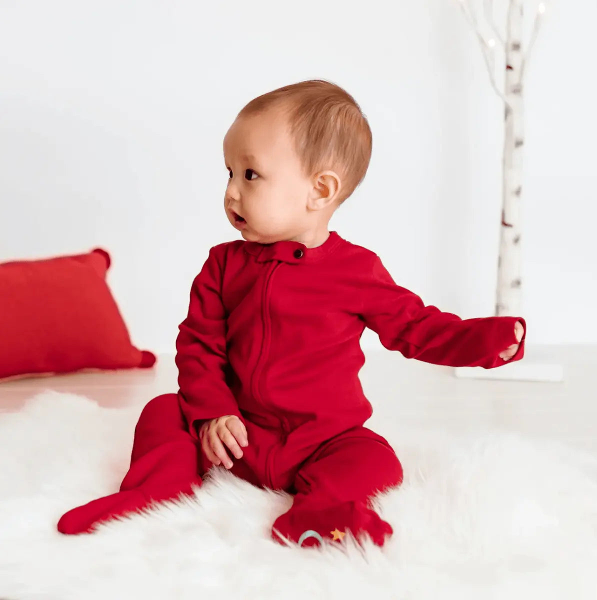 Finn + Emma 2 pc. footie set | Red and Green - 