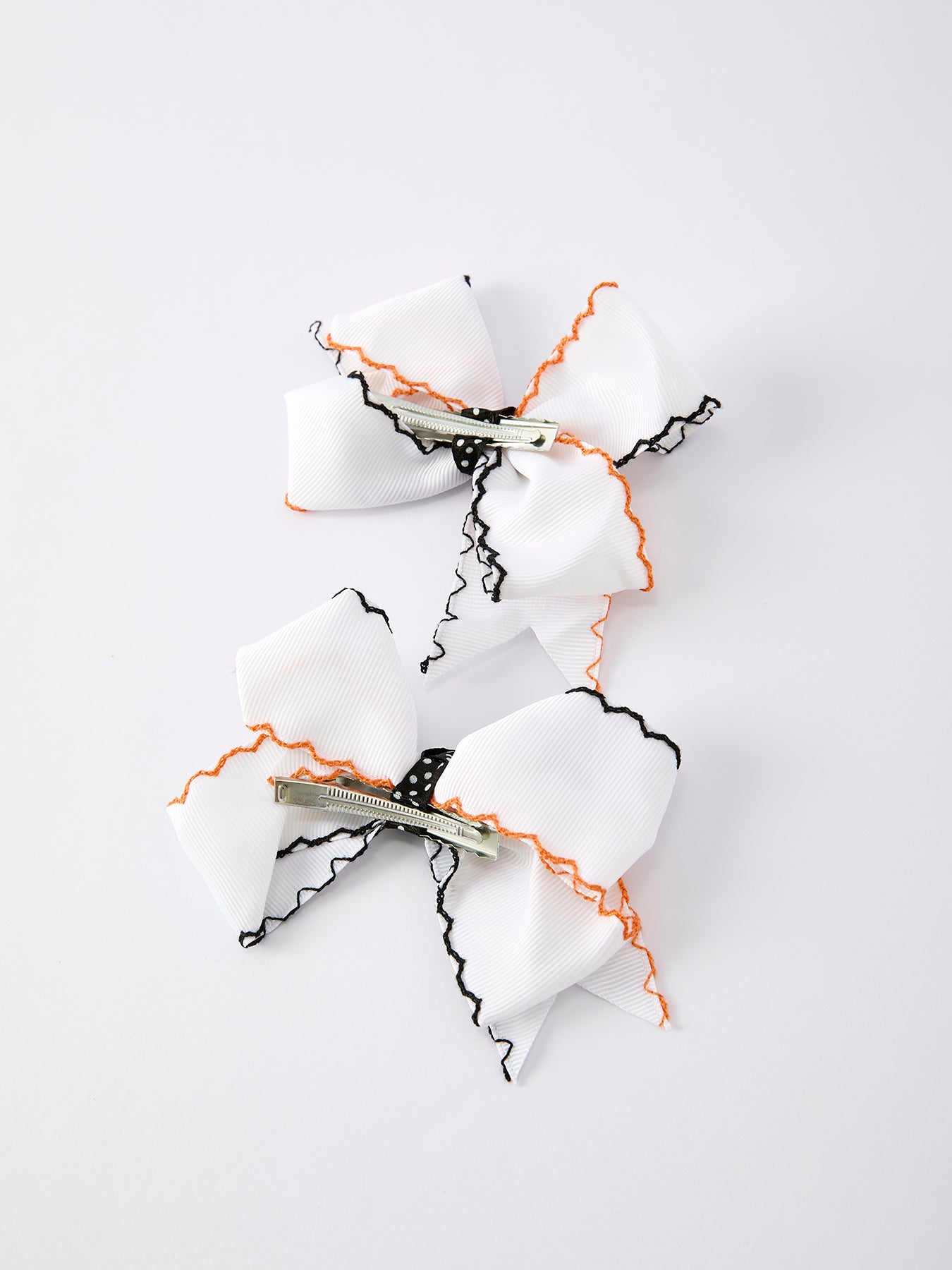 Halloween Pumpkin Hair Bows: White Ribbon Design（2PCS） by Rylee Faith Designs