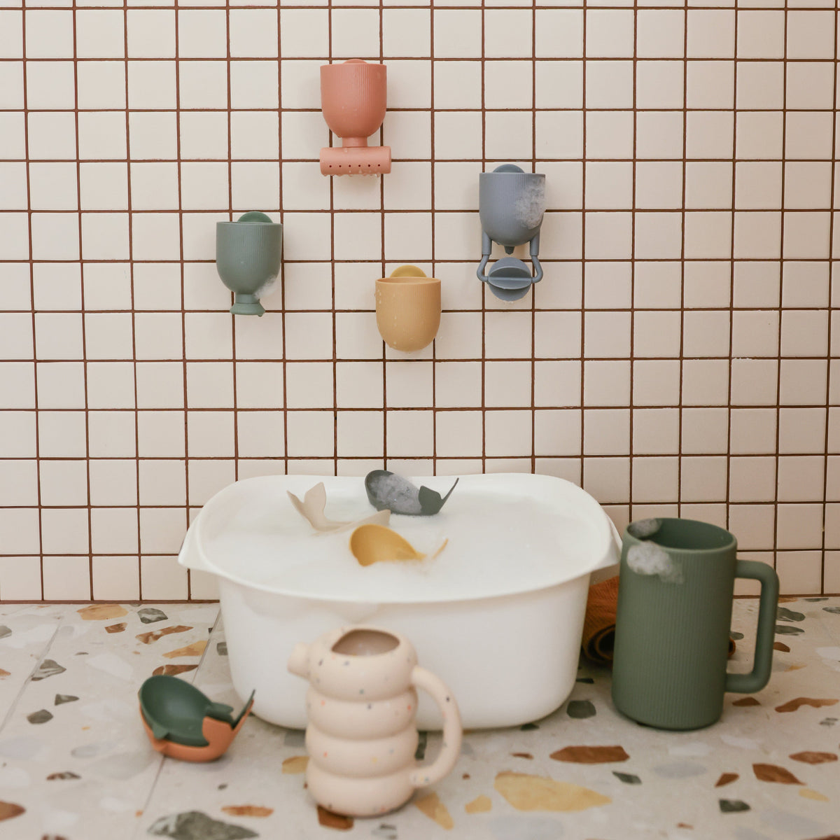 Pour and Play Bath Set by Mushie (view 5 of 14)