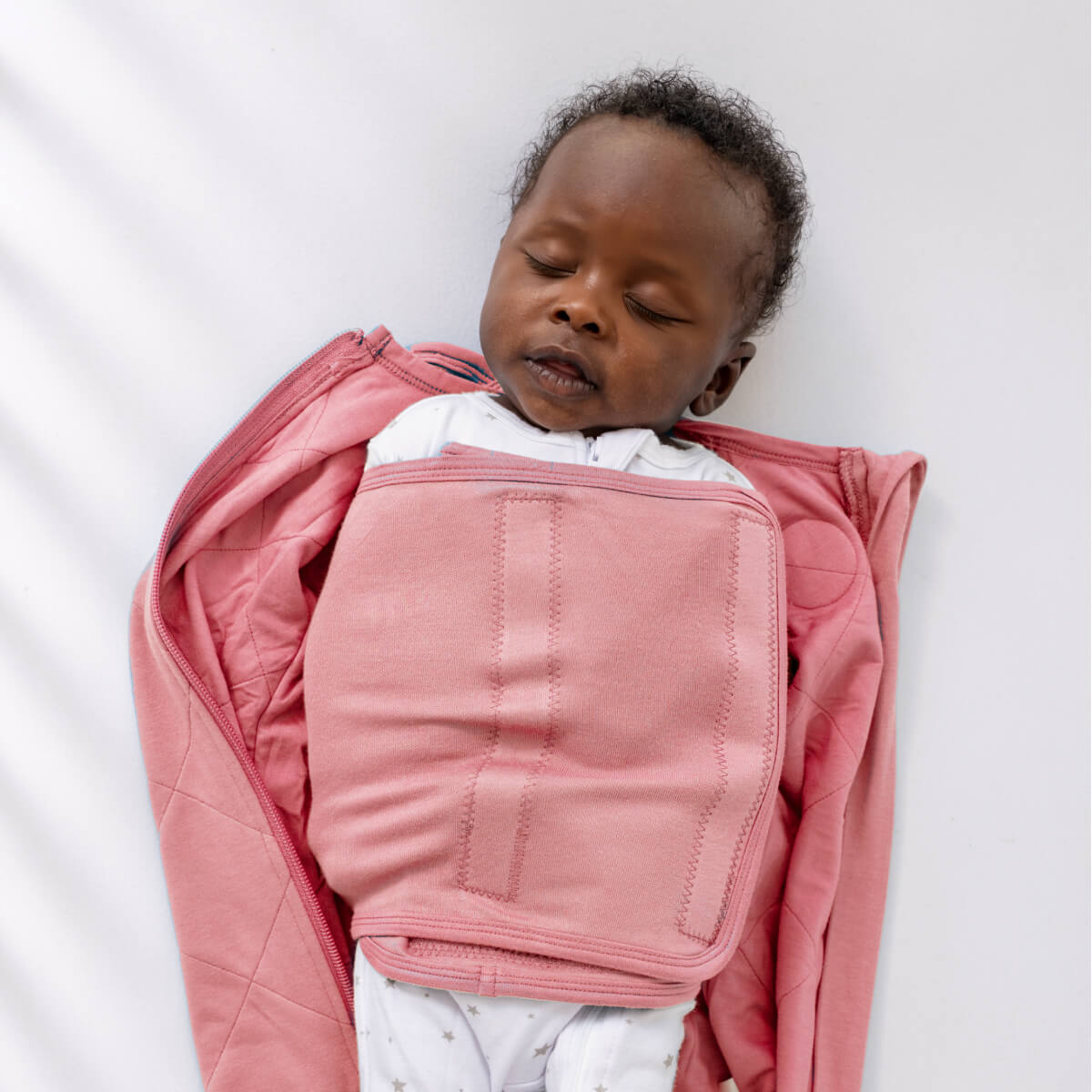 Bamboo Classic Swaddle (Non-Weighted) by Dreamland Baby
