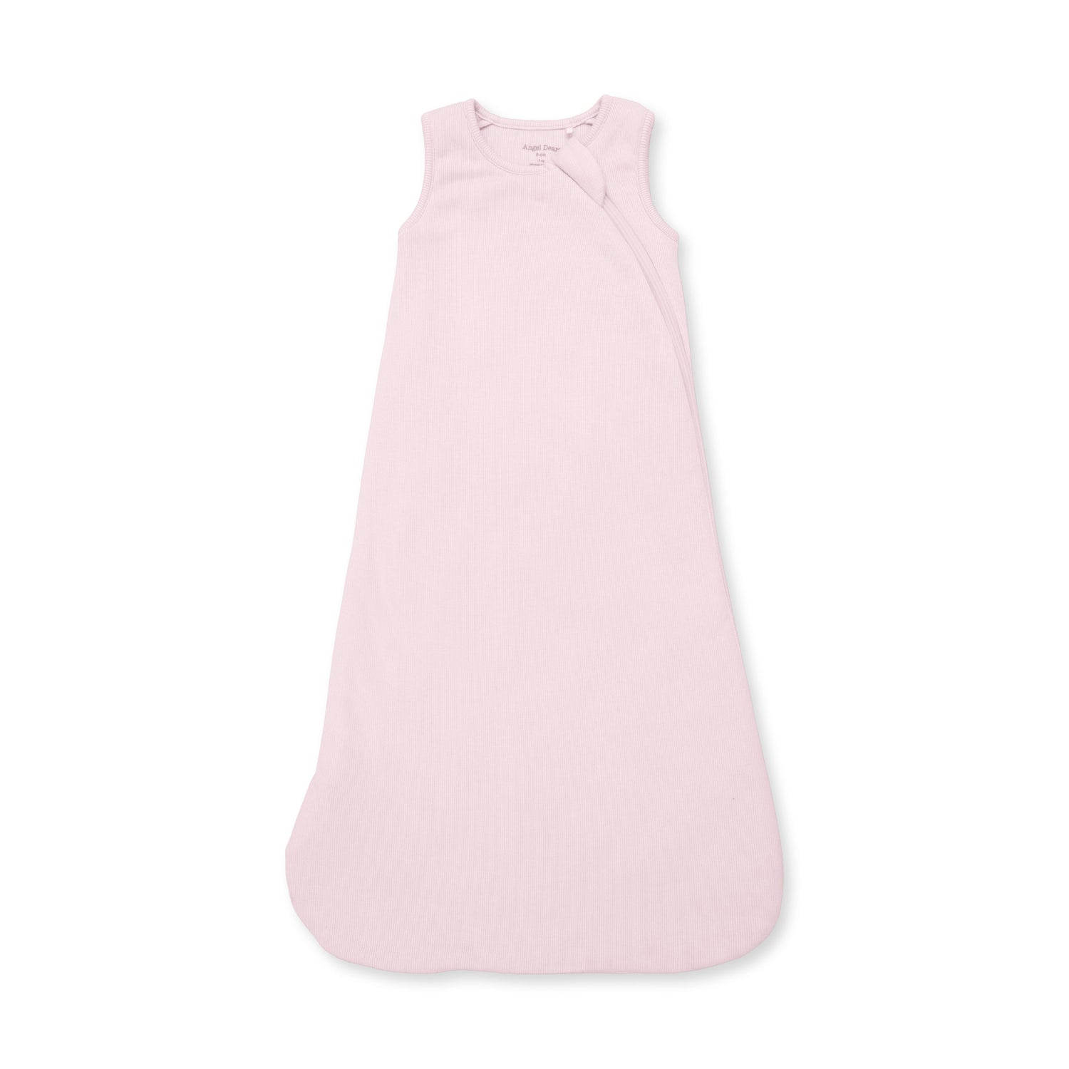 Sleep sack in solid veiled pink ribbed fabric with a full-length front zipper and sleeveless armholes.