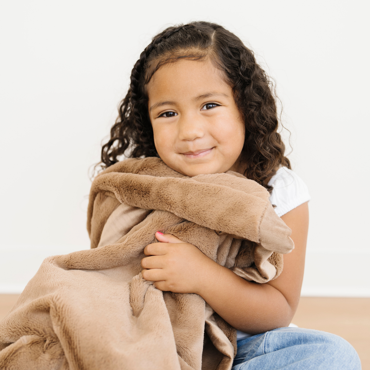 Saranoni LUSH TODDLER BLANKET, ultra-soft and plush for cozy comfort