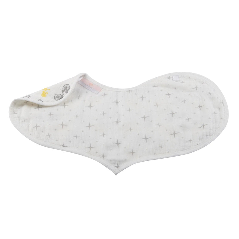 Soft Traveler Bamboo Heart Bib made of natural bamboo muslin with star design.