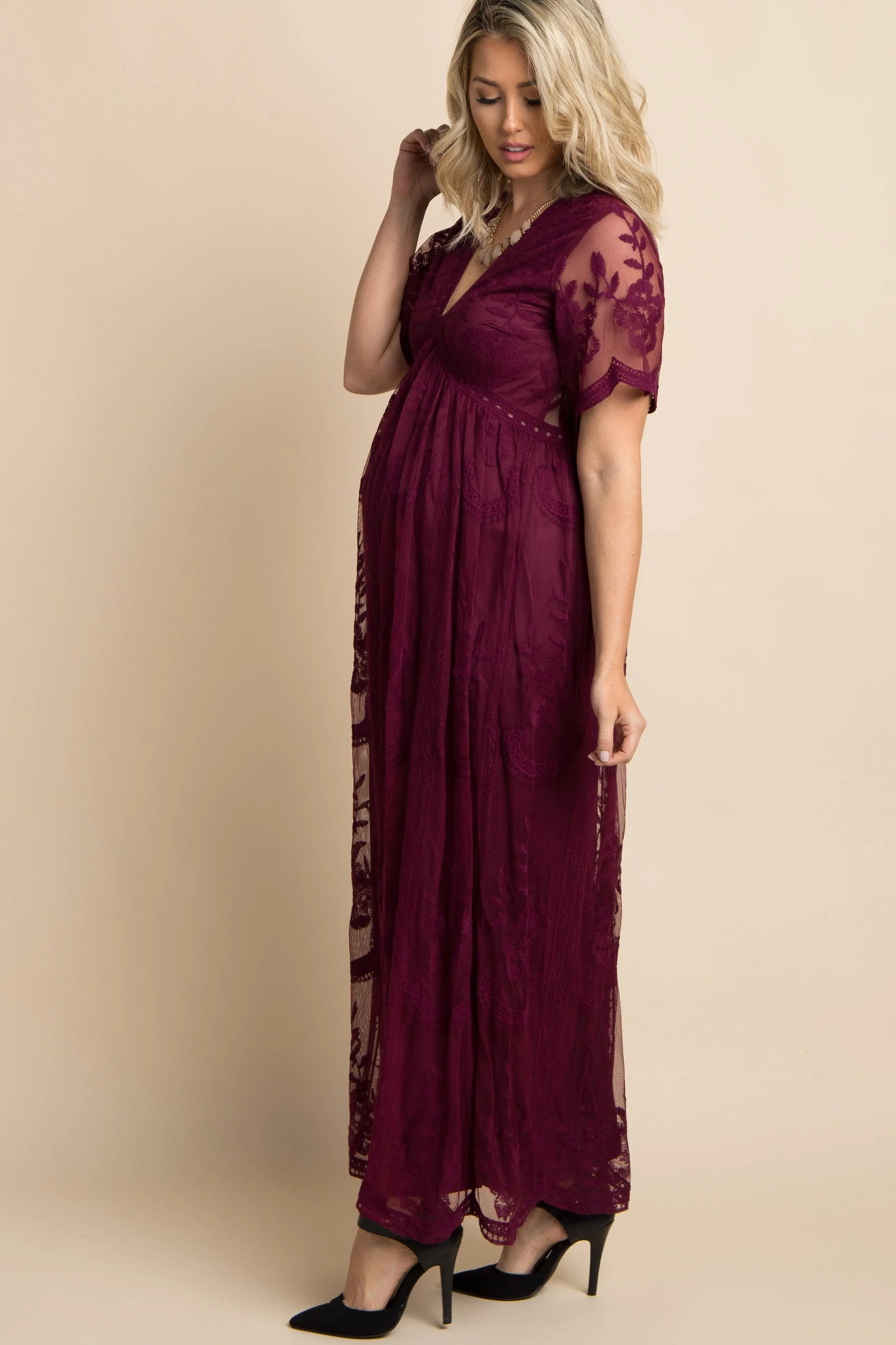 Elegant Burgundy Lace Maternity Maxi Dress with Scalloped Trim for Moms - Everetts Place
