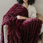 DOUBLE RUCHED FAUX FUR XL THROW BLANKETS Saranoni 