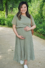 Light Olive Leaf Print Pleated Maternity Midi Dress PinkBlush 
