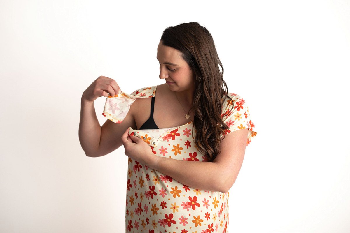 Three Little Tots 70s Groovy Mommy Labor and Delivery Nursing Hospital Gown - 