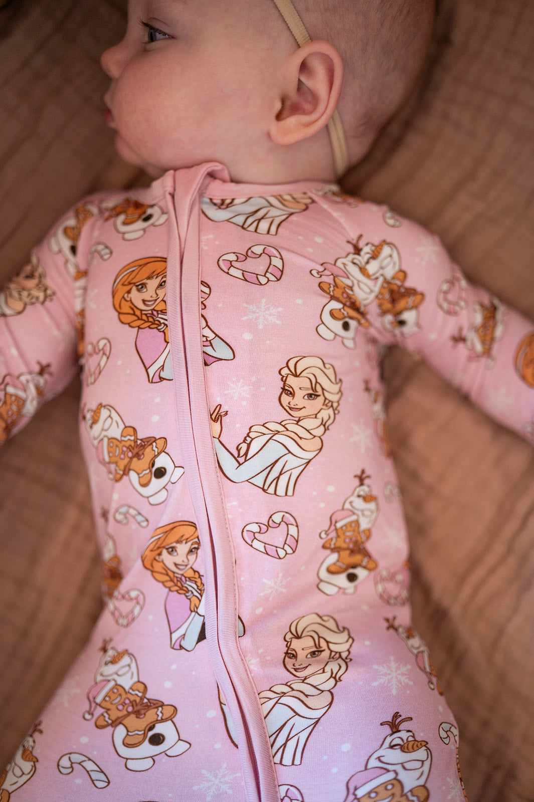 Frozen Magic (Convertible Zip Footies)