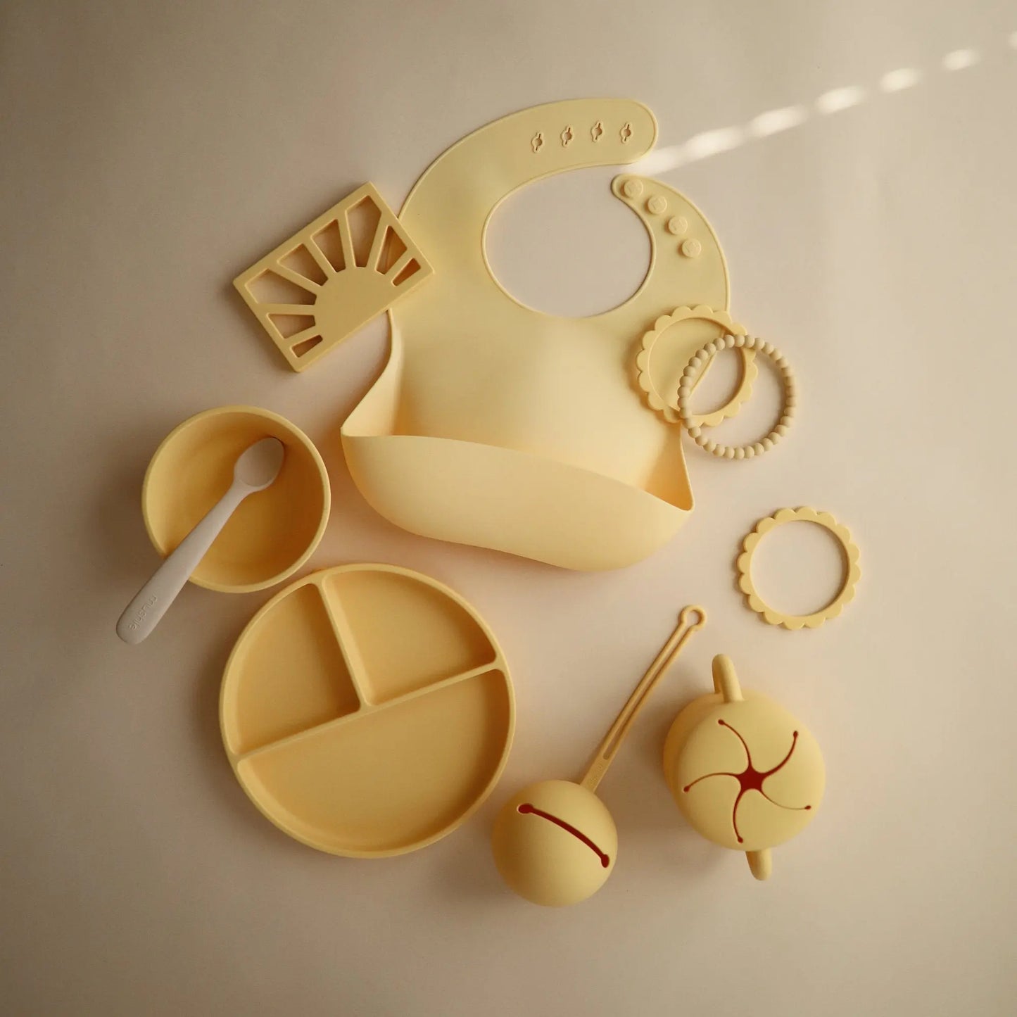 Silicone Suction Bowl for Kids Food Grade Heat Resistant Safe Feeding Mushie