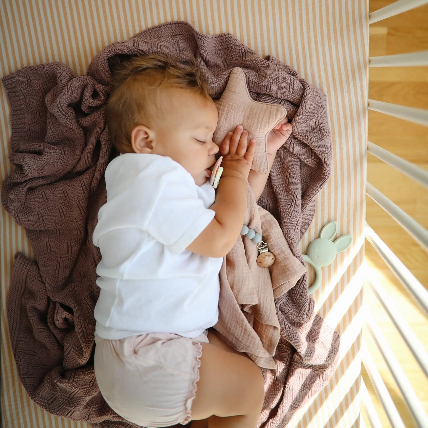Extra Soft Muslin Crib Sheet for Baby 100% Cotton Breathable and Cozy Mushie