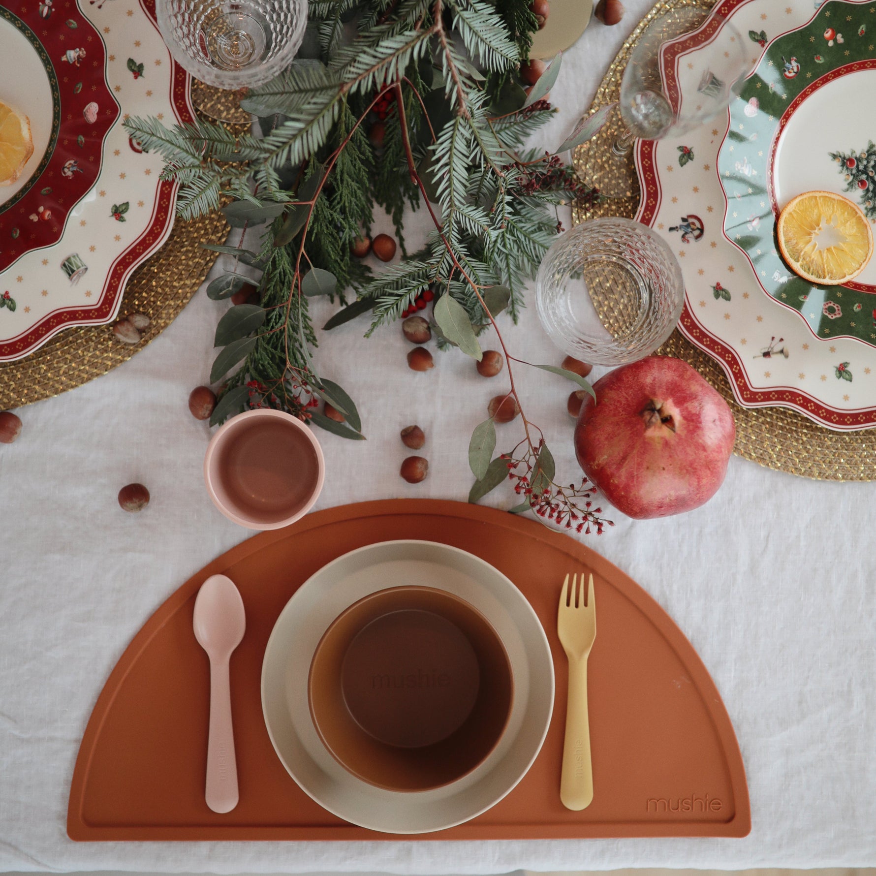 Silicone Placemat, Polka Dot by Mushie