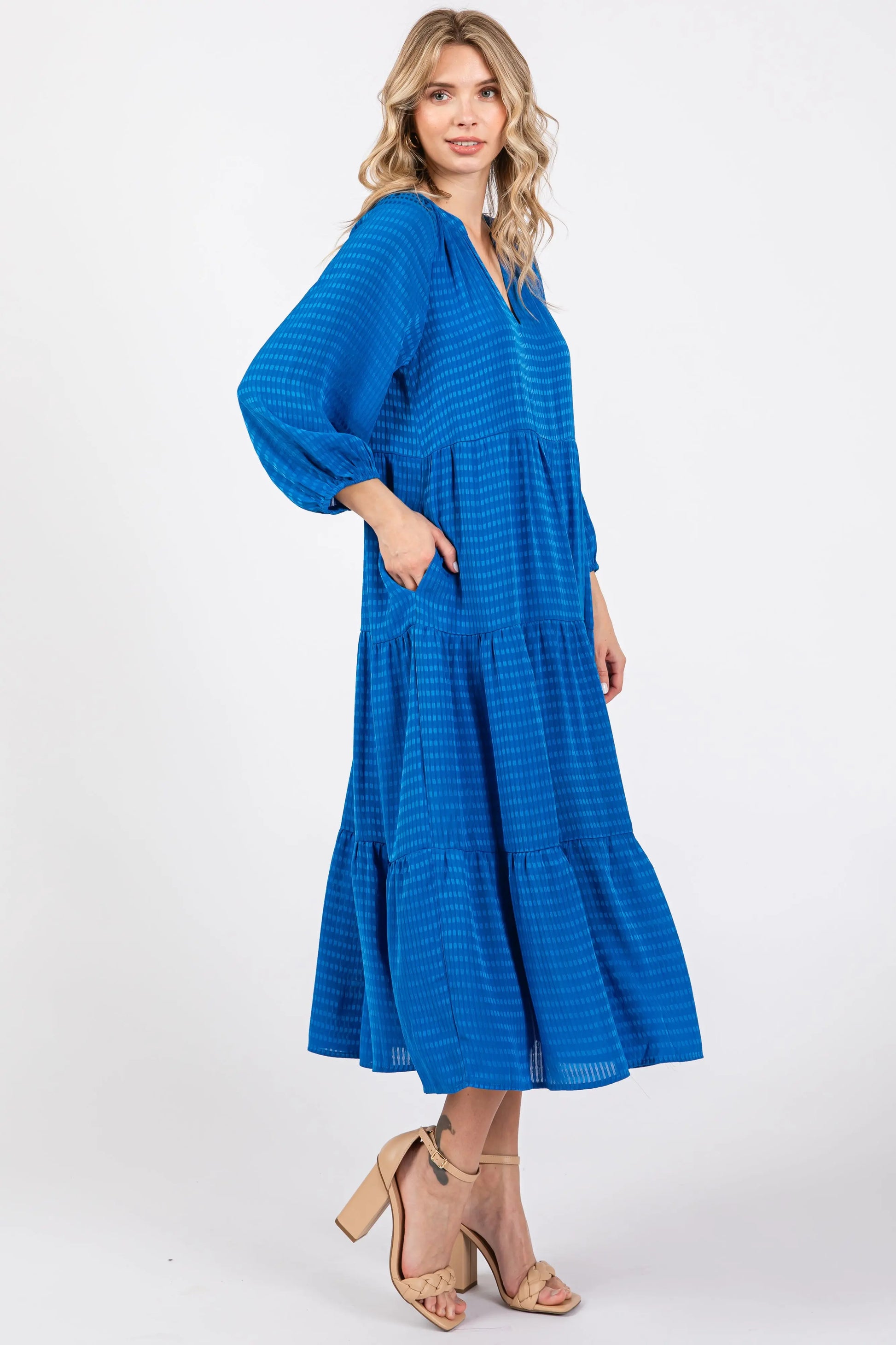 PinkBlush Royal Textured Midi Dress with V Neckline for Modern Women - Apparel & Accessories > Clothing > Dresses