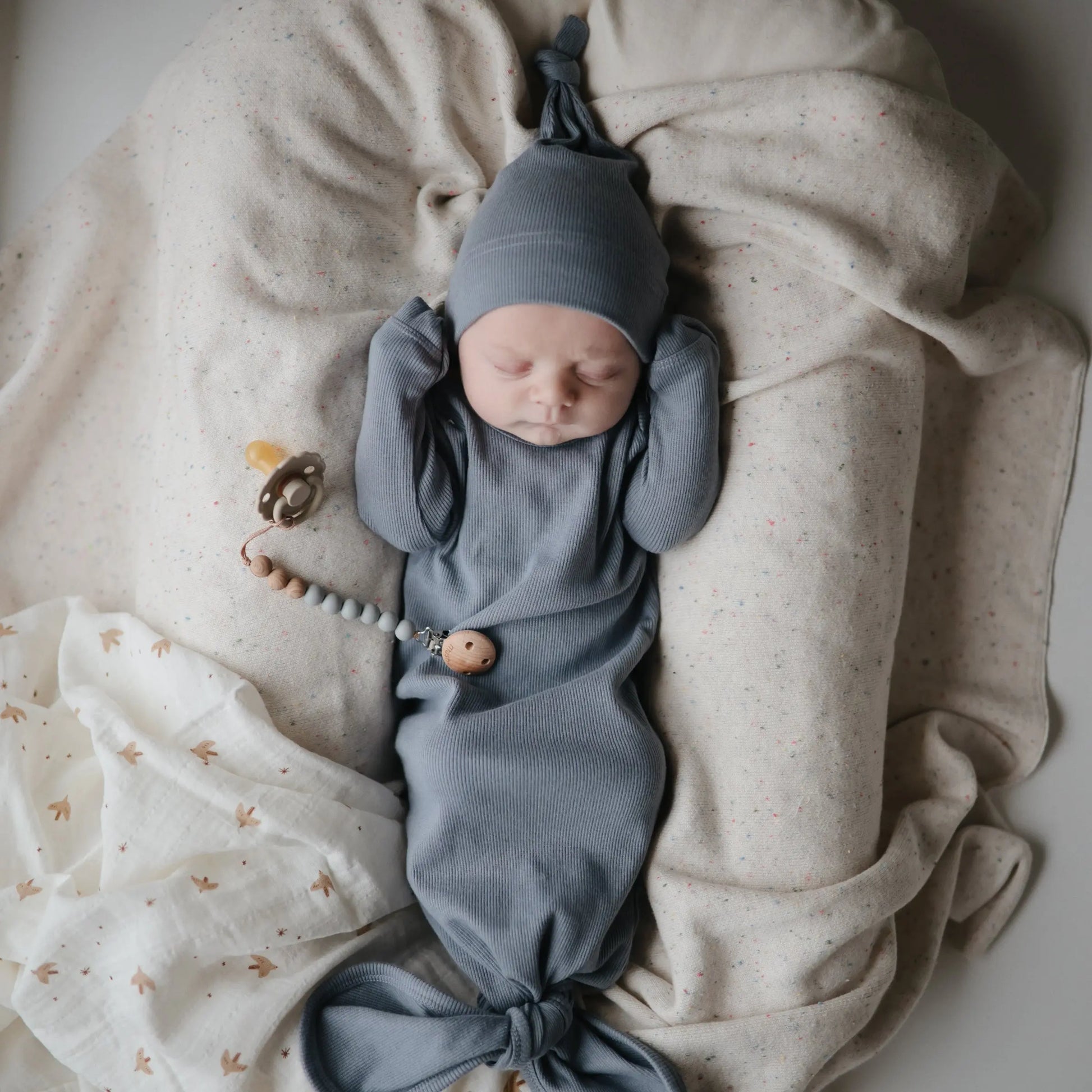 Ribbed Organic Cotton Baby Beanie for Newborns 0-3 Months with Top Knot Design Mushie