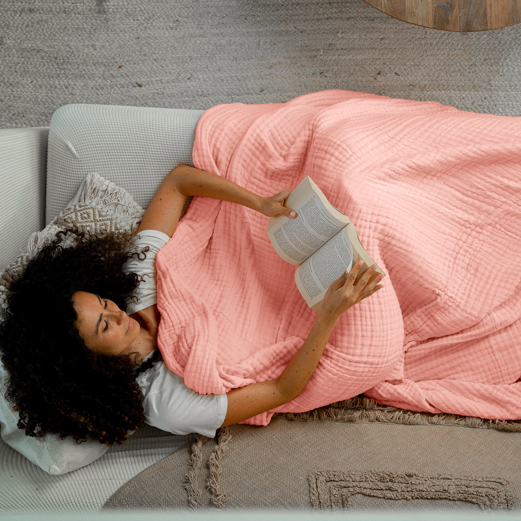 Adult Muslin Blanket Lace Pink Soft Warm Cozy Blanket Comfy Cubs Everetts Place: Online Boutique