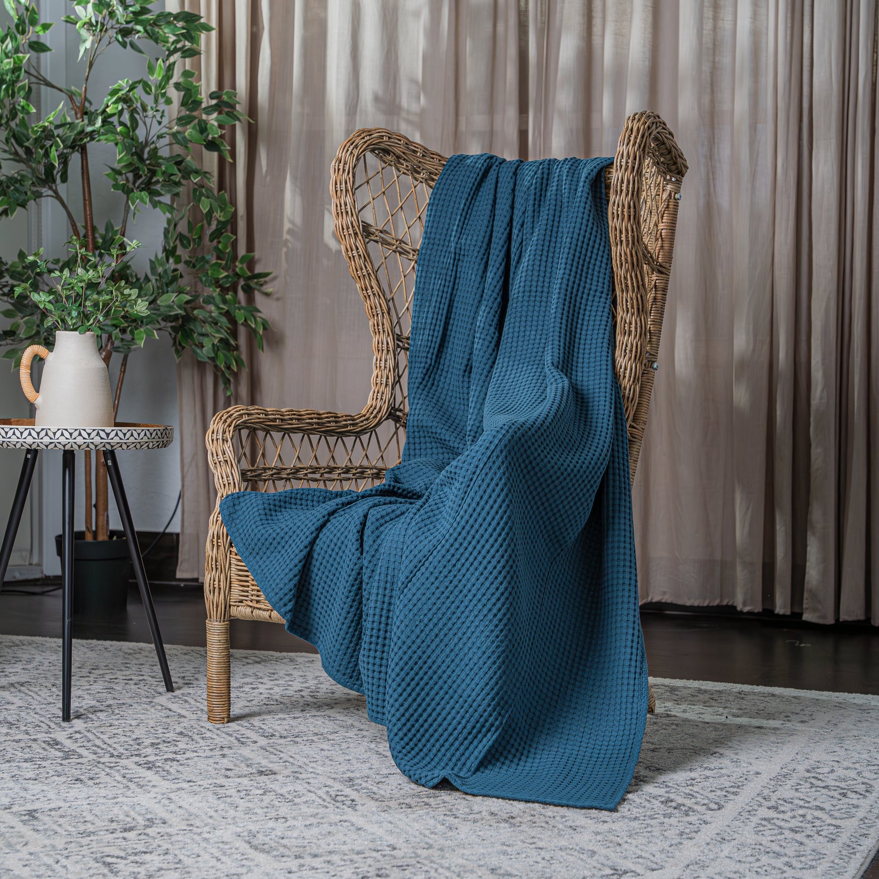 Adult Waffle Blankets Neptune 100 Cotton Cozy Comfort Comfy Cubs Everetts Place: Online Boutique