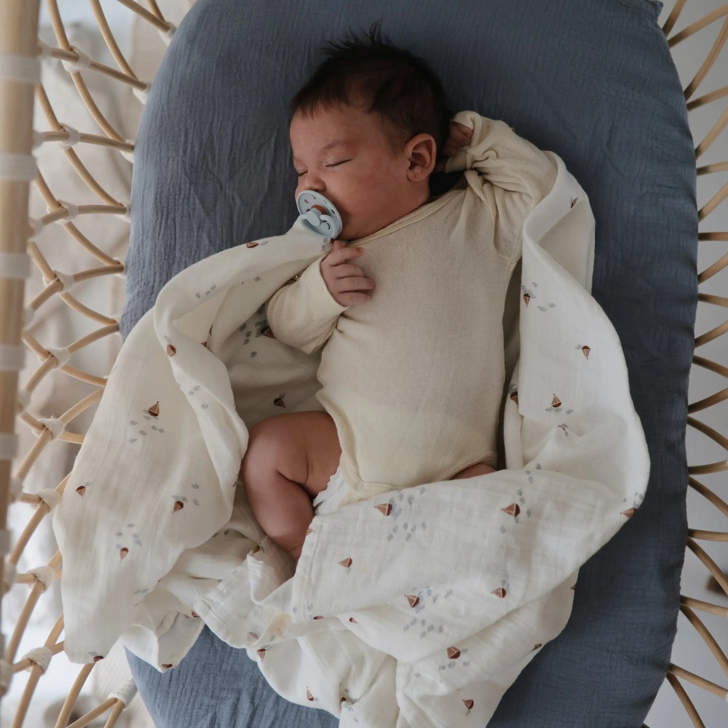 Organic Cotton Muslin Swaddle Blanket for Baby Cuddling and Nursing Mushie