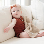 Bamboni Mini Blankets Saranoni Cloud Soft Packable Blanket Saranoni Everetts Place Boutique