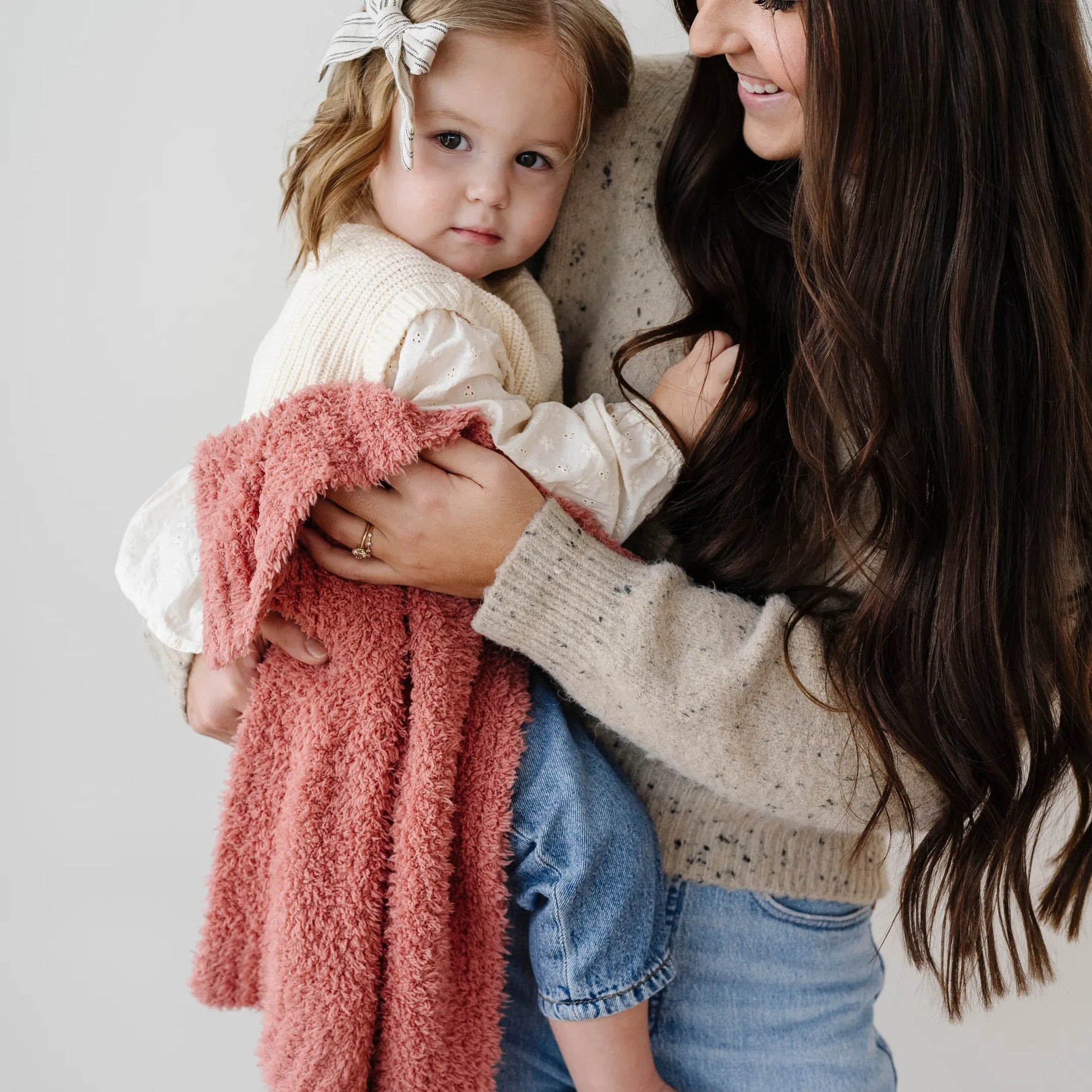 Bamboni Mini Blankets Saranoni Cloud Soft Packable Blanket Saranoni Everetts Place Boutique 25.00