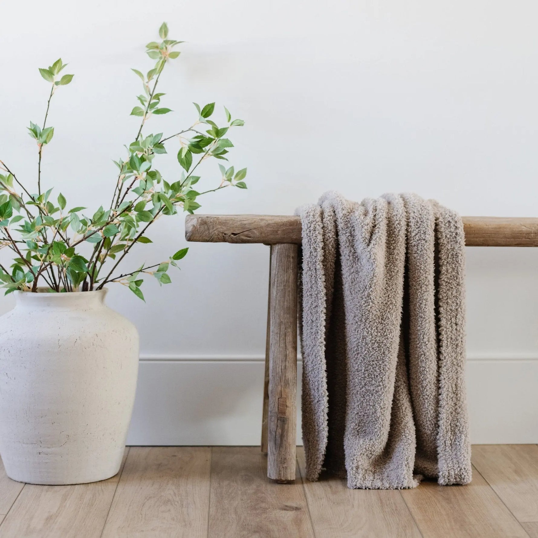 Bamboni Receiving Blankets Soft Breathable Baby Blankets Saranoni Everetts Place Boutique