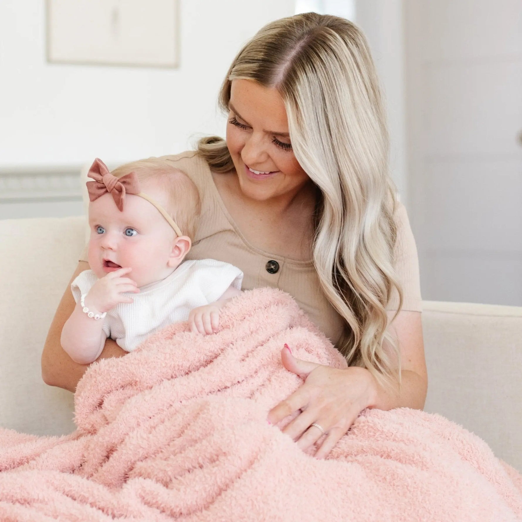 Bamboni Receiving Blankets Soft Breathable Baby Blankets Saranoni Everetts Place Boutique