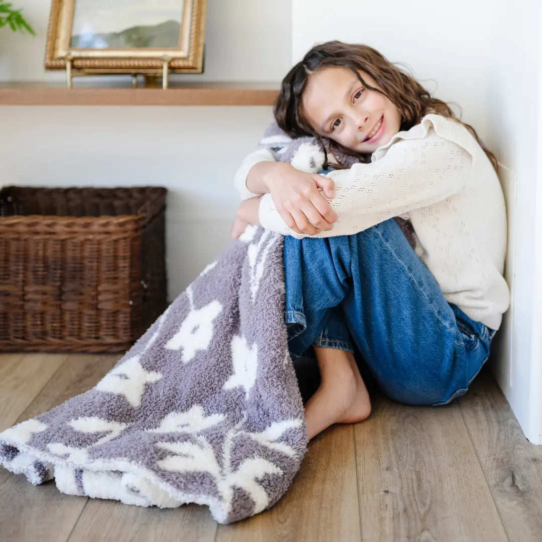 Bamboni Toddler Blanket Double Layer for Cozy Warmth Saranoni Everetts Place Boutique