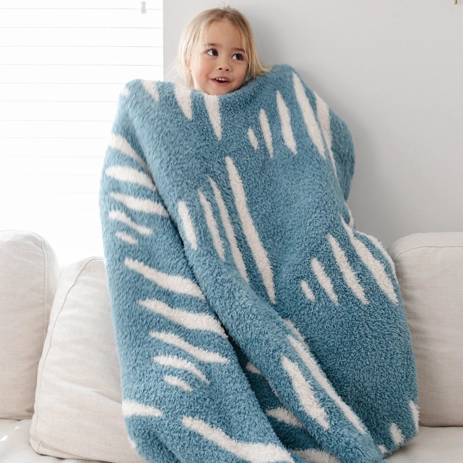 Bamboni Toddler Blanket Double Layer for Cozy Warmth Saranoni Everetts Place Boutique