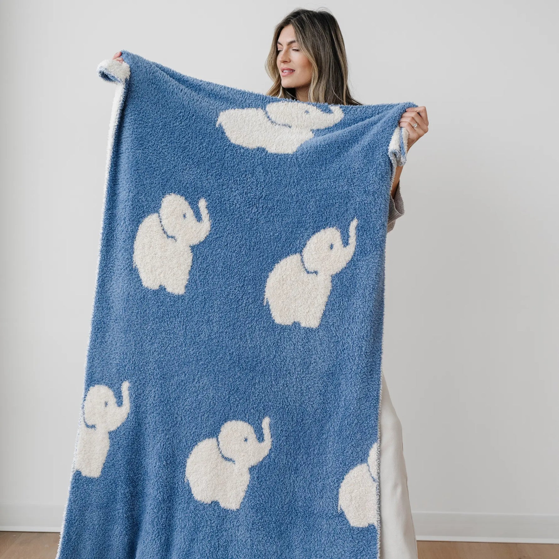 Bamboni Toddler Blanket Double Layer for Cozy Warmth Saranoni Everetts Place Boutique 105.00