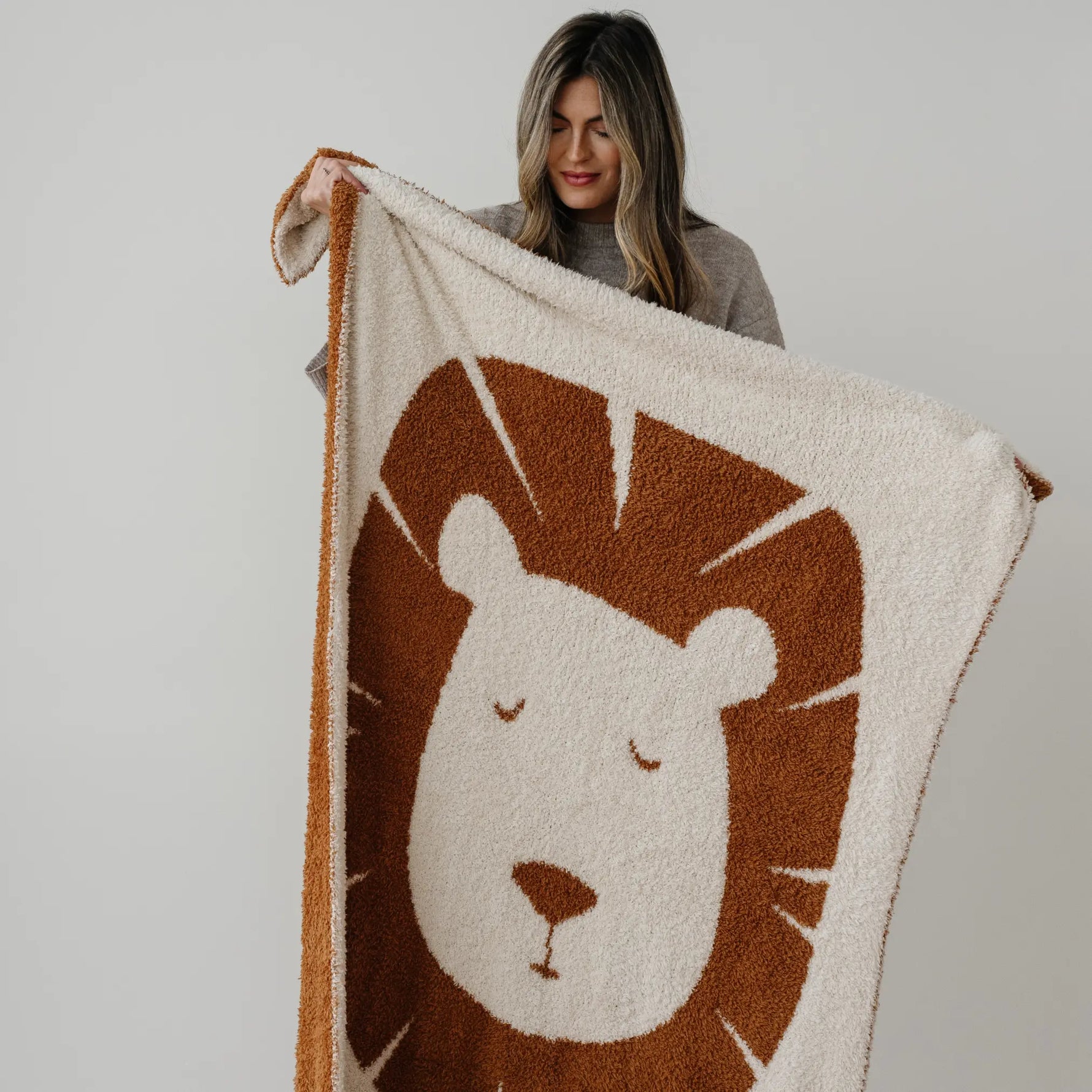 Bamboni Toddler Blanket Double Layer for Cozy Warmth Saranoni Everetts Place Boutique 105.00