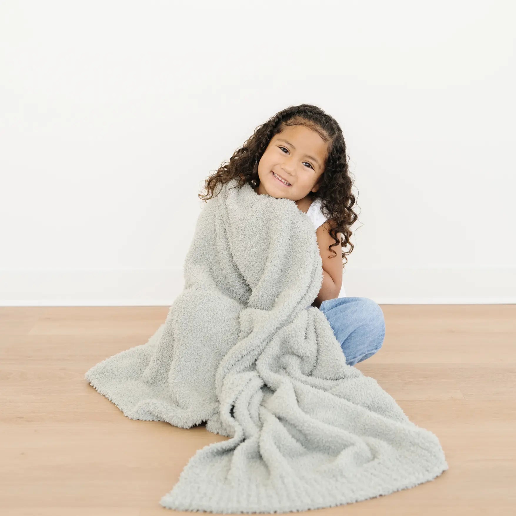 Bamboni Toddler Blankets Plush Warm Snuggle Saranoni Saranoni Everetts Place Boutique