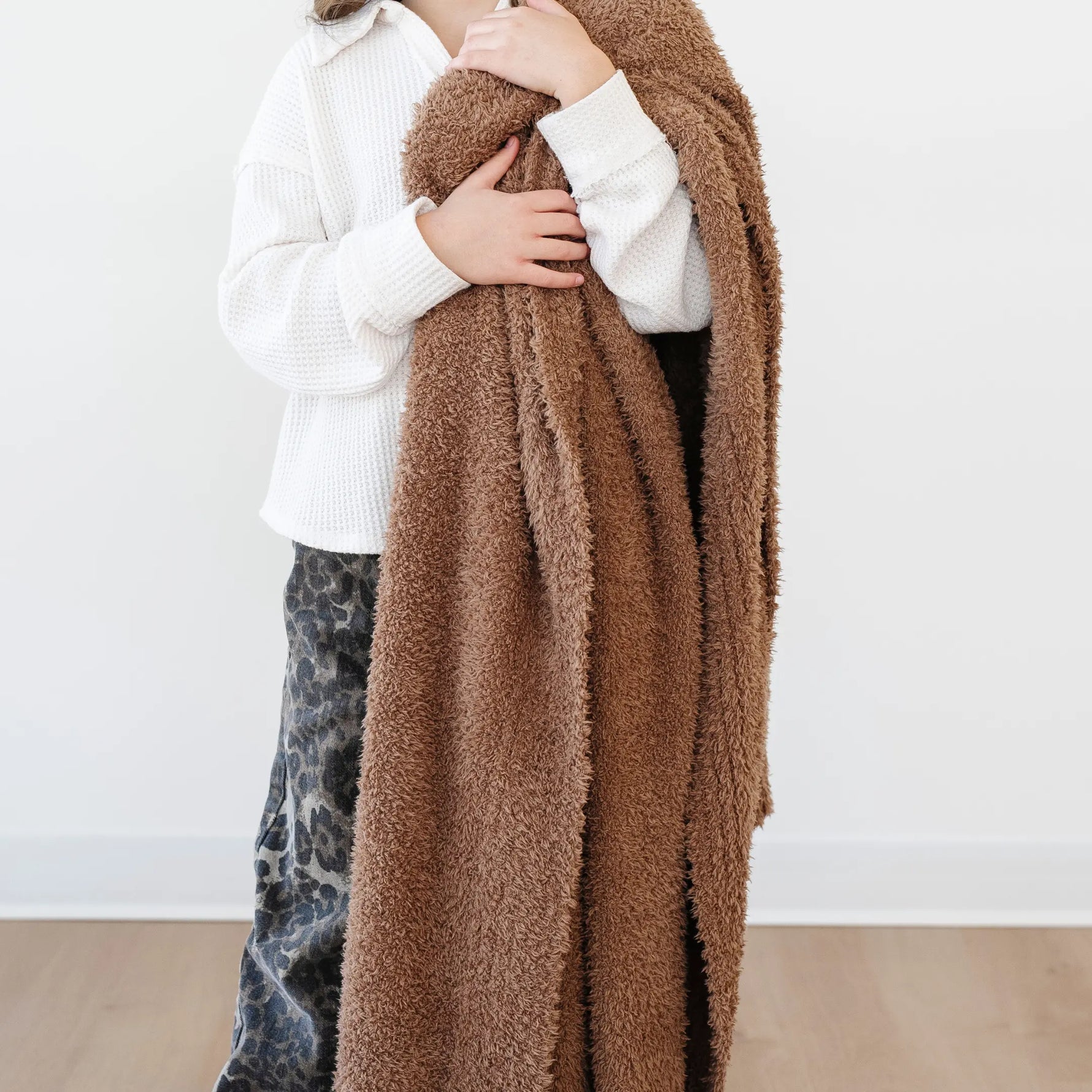 Bamboni Toddler Blankets Plush Warm Snuggle Saranoni Saranoni Everetts Place Boutique 85.00