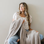 Bamboni XL Bamboo Blankets Saranoni Premium Cozy Warmth Saranoni Everetts Place Boutique
