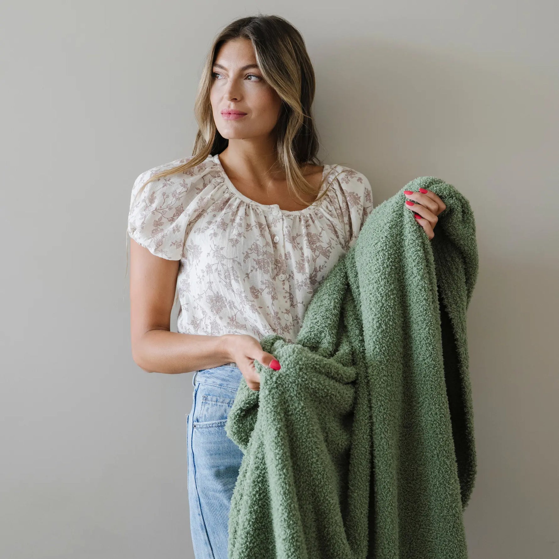 Bamboni XL Bamboo Blankets Saranoni Premium Cozy Warmth Saranoni Everetts Place Boutique