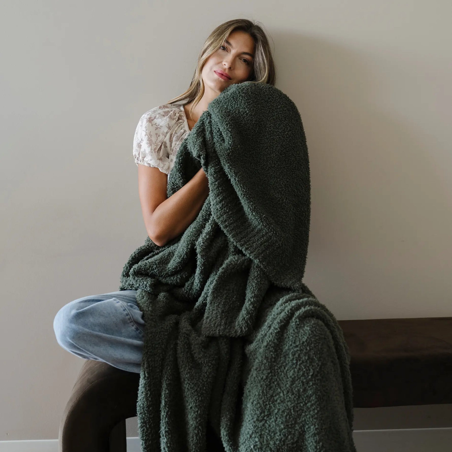 Bamboni XL Bamboo Blankets Saranoni Premium Cozy Warmth Saranoni Everetts Place Boutique 169.00