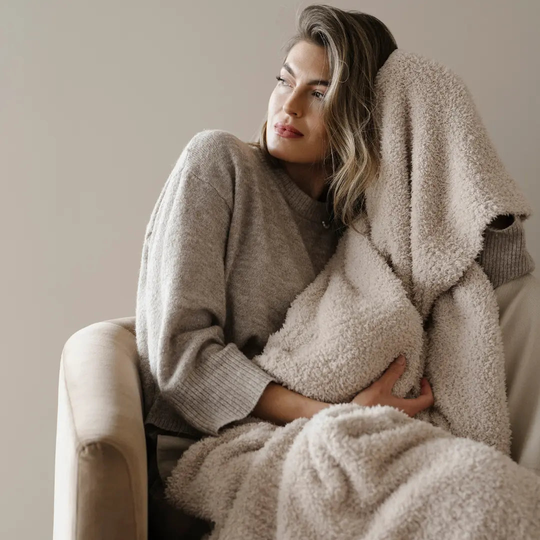 Bamboni XL Bamboo Blankets Saranoni Premium Cozy Warmth Saranoni Everetts Place Boutique