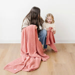 Bamboni XL Bamboo Blankets Saranoni Premium Cozy Warmth Saranoni Everetts Place Boutique