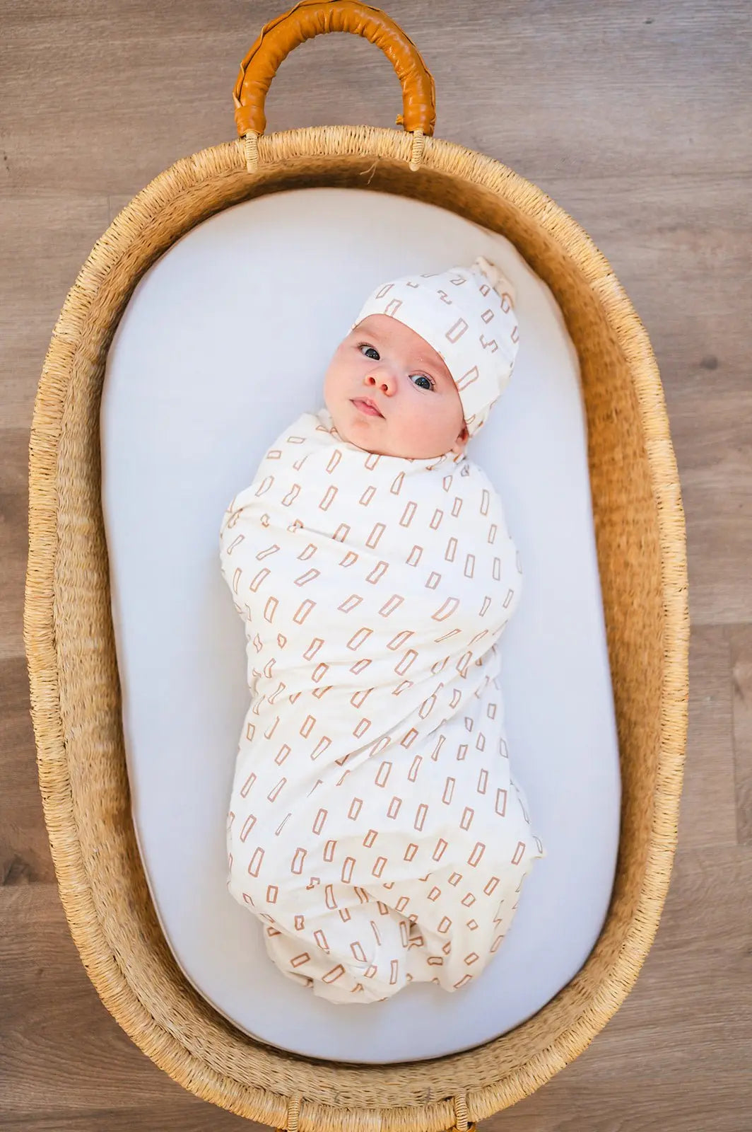 Bamboo Stretch Swaddle - Neutral Rectangle Harp Angel Boutique