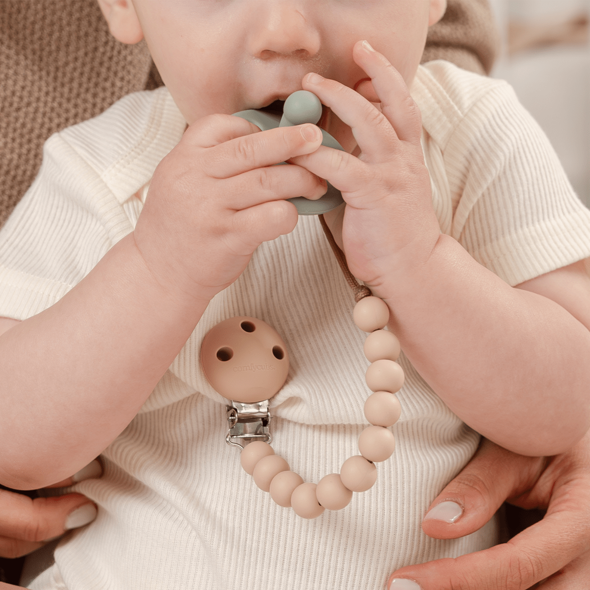 Comfy Cubs Beige Pacifier Clips 2 Pack For Newborns On The Go - Everetts Place Boutique - 
